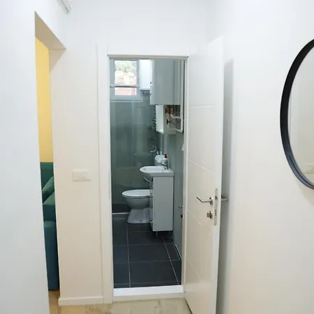 Blue And Rose Cozy - Quiet In The Location - Self Check-in - 5th Floor With Elevator * Saraievo