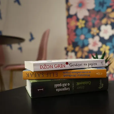 Blue And Rose Cozy - Quiet In The Location - Self Check-in - 5th Floor With Elevator Szarajevó