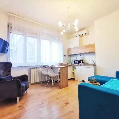 Apartamento Blue And Rose Cozy - Quiet In The Location - Self Check-in - 5th Floor With Elevator