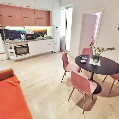 Blue And Rose Cozy - Quiet In The Location - Self Check-in - 5th Floor With Elevator Apartment
