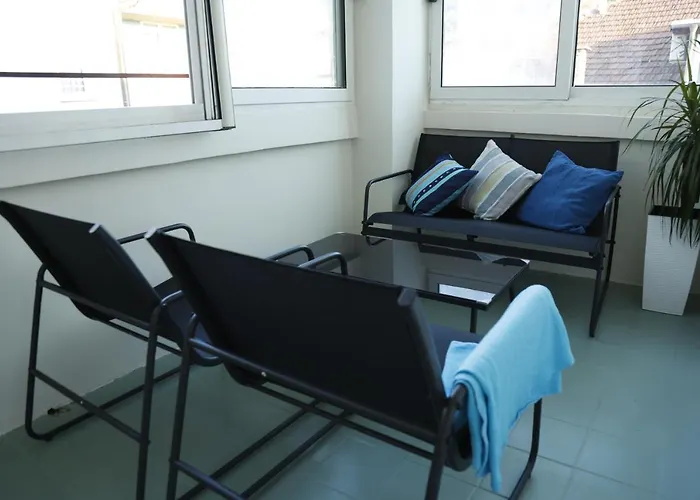 Blue And Rose Cozy - Quiet In The Location - Self Check-in - 5th Floor With Elevator